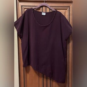 Grape OMG Oh My Gauze! Asymmetrical Scoop Neck Top. Size 3 (XL/1X)